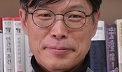 [세상읽기] 깃발 든 보수, 불행한 공동체 / 조형근