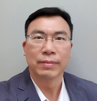 이성원 시인. 한국문학세상 제공