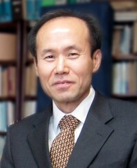이헌창 고려대 명예교수.