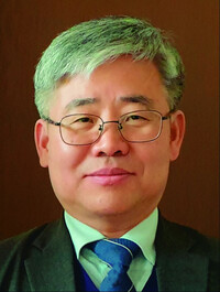 지병목 국립문화재연구소장