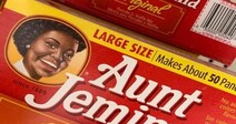 ‘흑인 하녀’ 얼굴 들어간 130년 역사 팬케이크 로고 미국서 퇴출