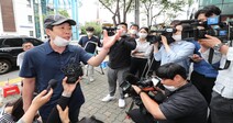 박상학 “‘음란 삐라’ 아냐…문 대통령 유엔에 제소하겠다”