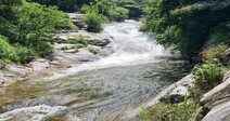 대구 동산계곡서 ‘물 미끄럼틀’ 타던 대학생 3명 급류에 사망