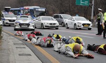 미얀마 울린 한국의 오체투지…“스님들께 감사” 댓글 수천개