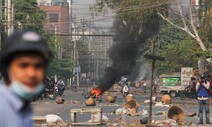 미얀마, 쿠데타 이후 ‘최악의 날’…시위대 90여명 사망