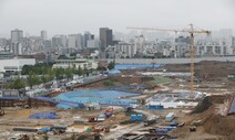 공사중단 40여일 둔촌주공…서울시 중재안 제시했다