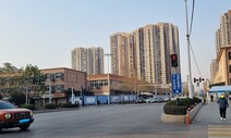 ‘팬데믹 3년의 시작’ 우한 수산시장, 간판도 상인도 사라졌다
