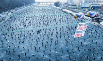 산천어 3주간 60만마리 죽는다…“살생의 축제 멈춰라”