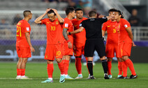 축구광 시진핑 ‘축구굴기’ 꿈꿨지만…최약체 대표팀에 선발비리까지