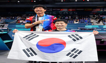 탁구 단식 김영건, 세계 1위 꺾고 패럴림픽 5번째 정상