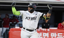 믿고 쓰는 경력직…다음 시즌에도 KBO 남는 에이스 외국인들