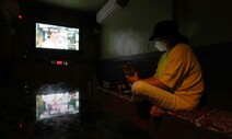 [포토] 추석 앞 벼랑 끝 몰린 노래방 사장님