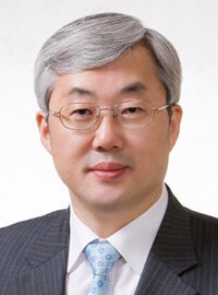 윤성근 서울고법 부장판사