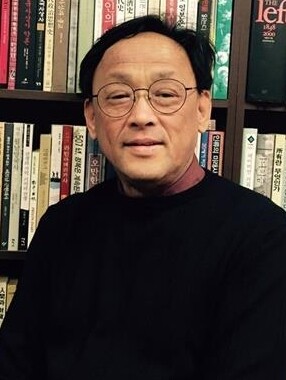 김명인 교수. 한겨레 자료사진