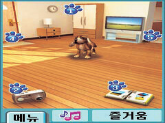 휴대전화 대기화면 전쟁