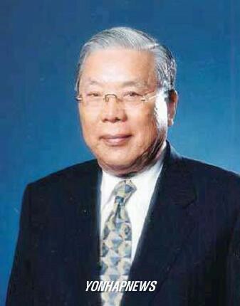 홍명기 이사장