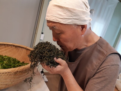 차향을 맡고 있는 최성민 대표. 최 대표 제공