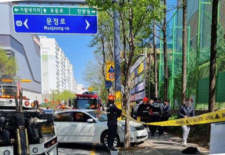 지난 8일 대전 서구 둔산동에서 음주운전 차량이 어린이보호구역으로 돌진해 배승아(9)양이 숨졌다. 60대 남성인 운전자는 사고 당시 만취 상태였다. 연합뉴스.