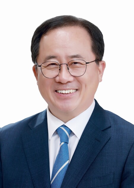 김석준 부산시교육감 후보. 중앙선거관리위원회 누리집 갈무리