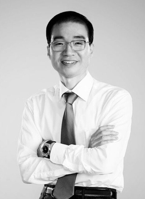 이종엽 신임 대한변호사협회장. 법무법인 케이앤피 누리집 갈무리