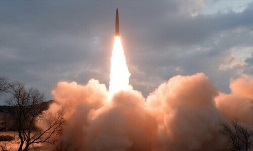 북, ‘국군의 날’ 미사일 또 쐈다…한·미·일 연합훈련 맞불