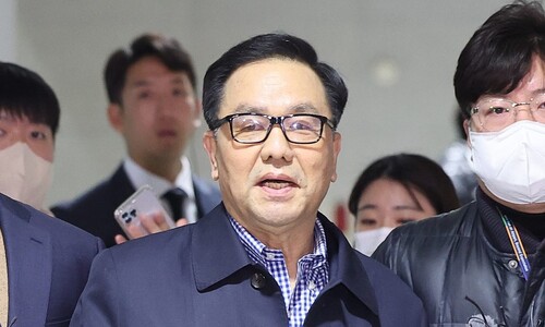 ‘박근혜 탄핵시 계엄령 문건’ 기무사령관 공항서 체포