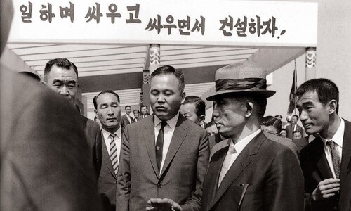 경제부처 과장에게 브리핑 맡긴 박정희의 관료 ‘용인술’