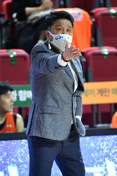 유도훈 전자랜드 감독. KBL 제공