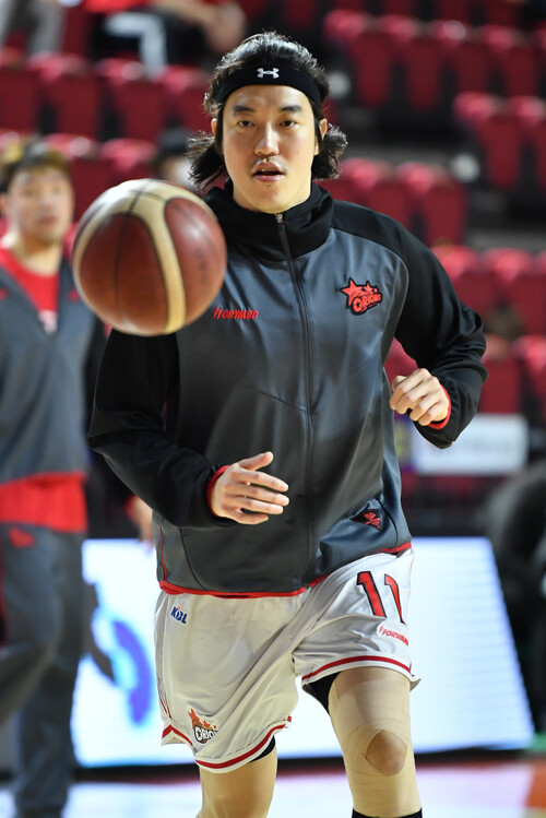 에스케이(SK)로 이적한 허일영. KBL 제공