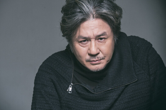 24년 만에 드라마 출연하는 최민식. &lt;한겨레&gt; 자료 사진