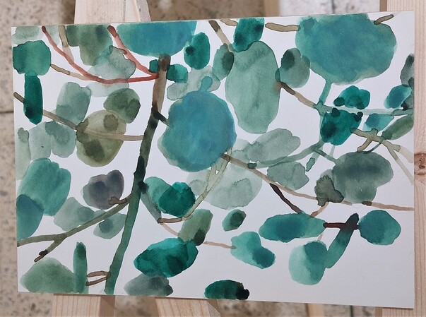 사루비아 전시장에 나온 박현희 작가의 소품 그림. 나뭇가지와 매달린 푸른 이파리들을 그렸다. 노형석 기자