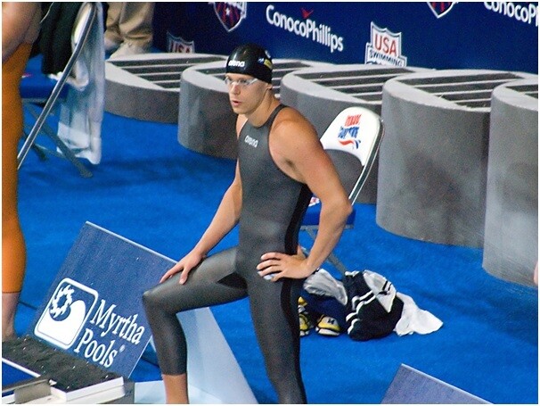 2009년 브라질의 수영 선수 세자르 시엘로(César Cielo)가 엑스-글라이드를 입고 있는 장면. 위키미디어 코먼스 제공