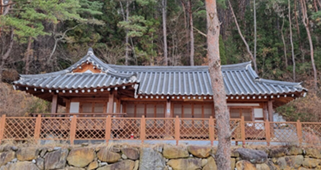 지리산 국립공원 생태탐방원 예비객실의 모습. 8인실 한옥 별채 형태다. 국민권익위원회 제공