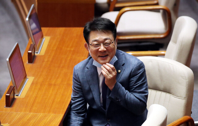’라면 화재 형제’ 비극을 막자며 아동복지법 개정안을 대표 발의한 더불어민주당 허종식 의원. 한겨레 자료사진