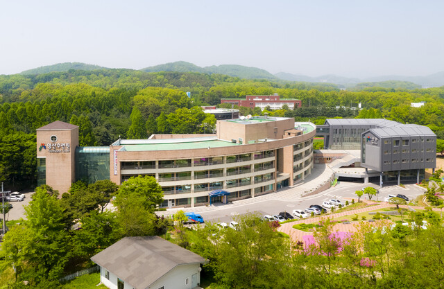 여의도순복음교회가 코로나19 바이러스에 감염된 경증환자를 위한 생활치료센터로 서울시에 제공할 경기도 파주 영산수련원. 교회 제공