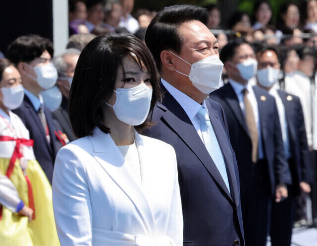 윤석열 대통령과 김건희 여사가 지난 5월10일 서울 여의도 국회에서 열린 대통령 취임식에 참석한 모습. 공동취재사진