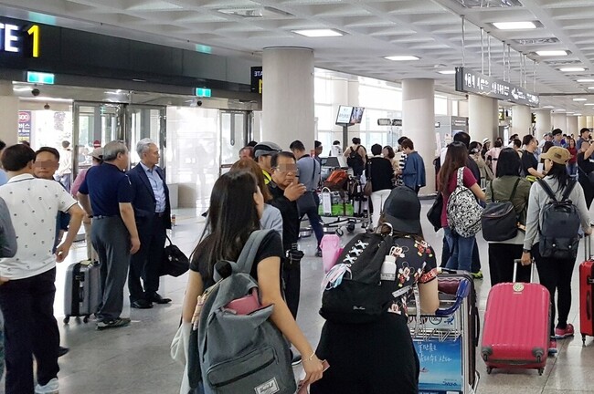 제주공항 내부 모습. 허호준 기자