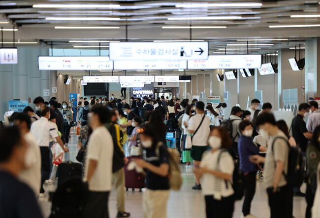 지난 8일 김포공항 국내선 청사. 연합뉴스