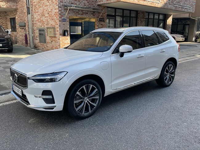 볼보 ‘XC60 T8 인스크립션’ 옆모습