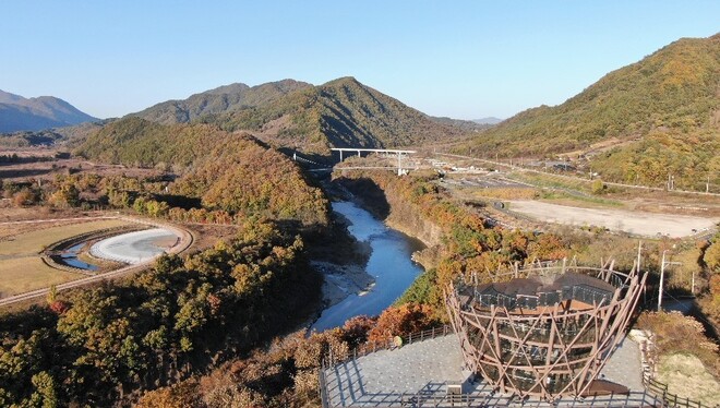 경기도 포천시 한탄강 가람누리 전망대.