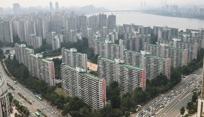 서울 강남의 아파트 전경