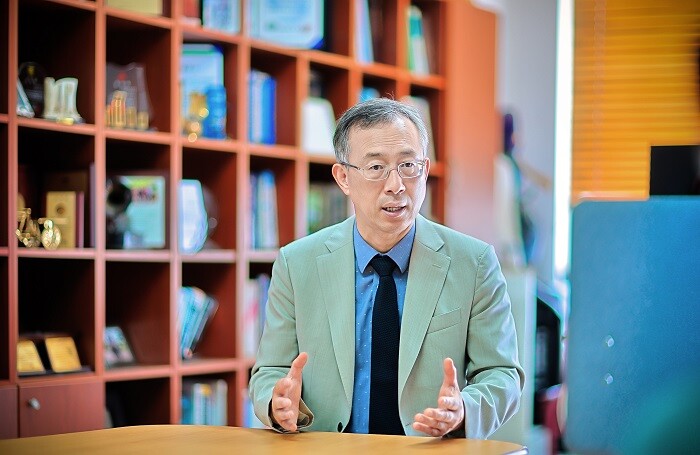 &nbsp; &nbsp; &nbsp; &nbsp; &nbsp; &nbsp; &nbsp; &nbsp; &nbsp; &nbsp; &nbsp; &nbsp; &nbsp; &nbsp; &nbsp; &nbsp; &nbsp; &nbsp; &nbsp; &nbsp; &nbsp; 경희대가 과학기술정보통신부와 정보통신기획평가원(IITP)에서 지원하는 ‘대학 ICT 연구센터 사업’에 차세대(클라우드) 컴퓨팅 분야로 선정됐다. 사진은 사업 책임자 경희대 컴퓨터공학과 허의남 교수. 경희대 제공