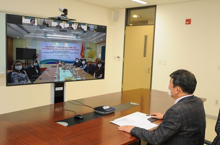 &nbsp; &nbsp; &nbsp; &nbsp; &nbsp; &nbsp; &nbsp; &nbsp; &nbsp; &nbsp; 사이버한국외국어대학교, 베트남 동아대학교와 국제교류 협약 체결. 사이버외대 제공