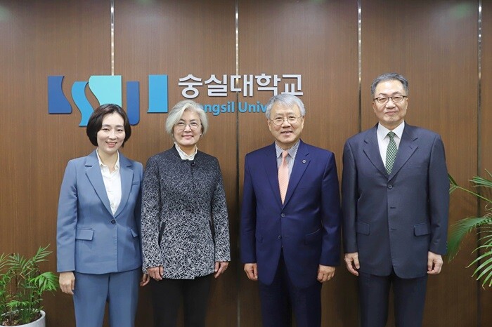 &nbsp; &nbsp; &nbsp; &nbsp; &nbsp; &nbsp; &nbsp; &nbsp; &nbsp; &nbsp; &nbsp; &nbsp; &nbsp; &nbsp; &nbsp; &nbsp; &nbsp; &nbsp; &nbsp; 숭실대학교, 강경화 前 외교부장관 초청 ‘세계 속의 한국, 한국인’ 특강 개최.숭실대 제공