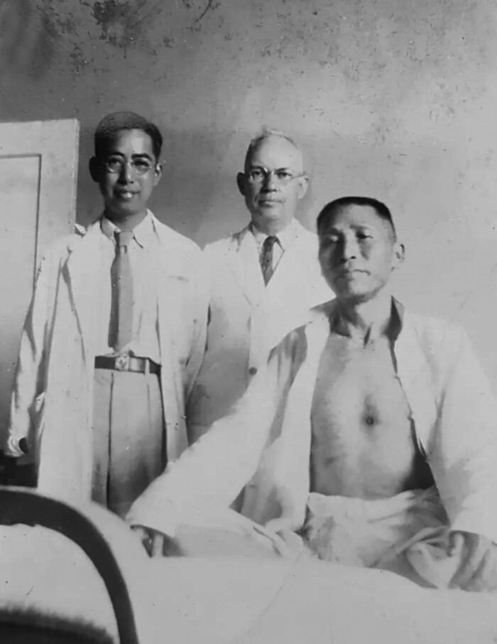 중국 후난성 창사로 임시정부를 옮긴 뒤인 1938년 5월7일 남목청(난무팅)에서 당 통합 문제를 논의하던 중 백범 김구는 피격된다. 시내 상하의원에서 구사일생으로 살아난 뒤의 모습. 태학사 제공