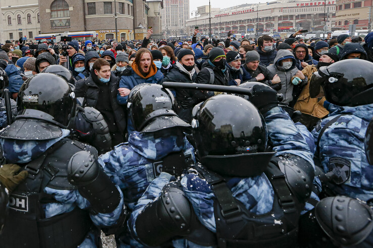 EU-러시아 ‘나발니 구속 갈등’, 상호 외교관 추방으로 이어져