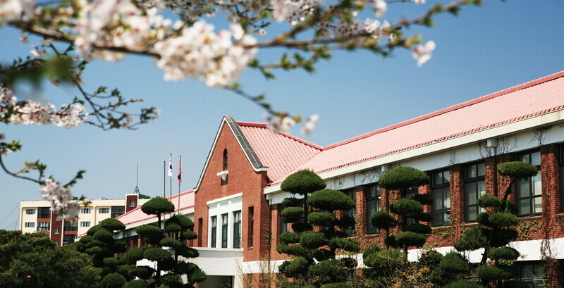 광주광역시 북구 광주교육대학교 본관 전경. 광주교대 누리집 갈무리