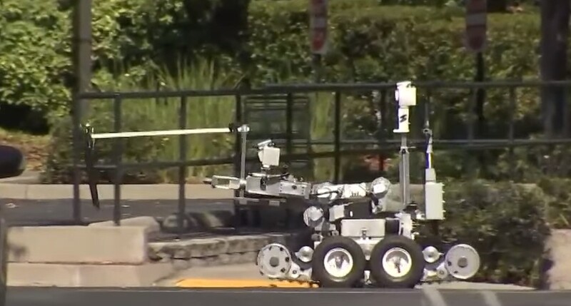 샌프란시스코 경찰이 보유하고 있는 원격조종 로봇. 폭스TV 갈무리