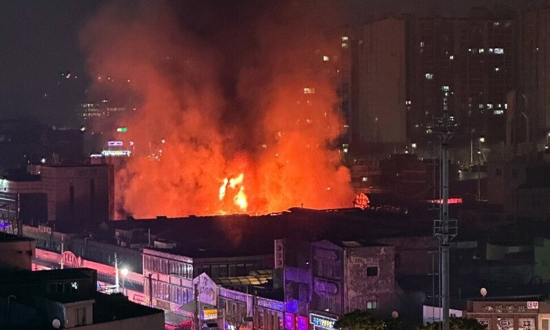 지난 4일 큰 불이 난 인천시 동구 송림동 현대시장. 연합뉴스.