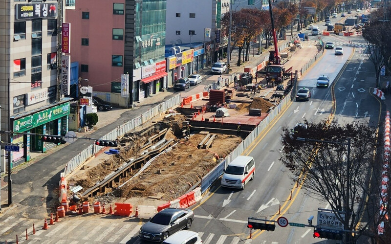 광주광역시 서구 상무중학교 인근에서 진행되고 있는 광주도시철도 2호선 1단계 공사모습.광주시 제공